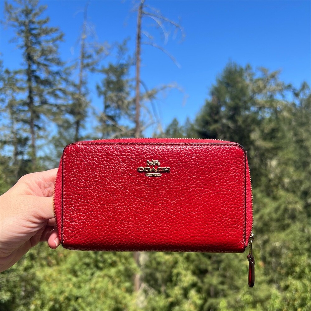 COACH Medium RED Pebble Leather Wallet with Gold Hardware AUTHENTIC